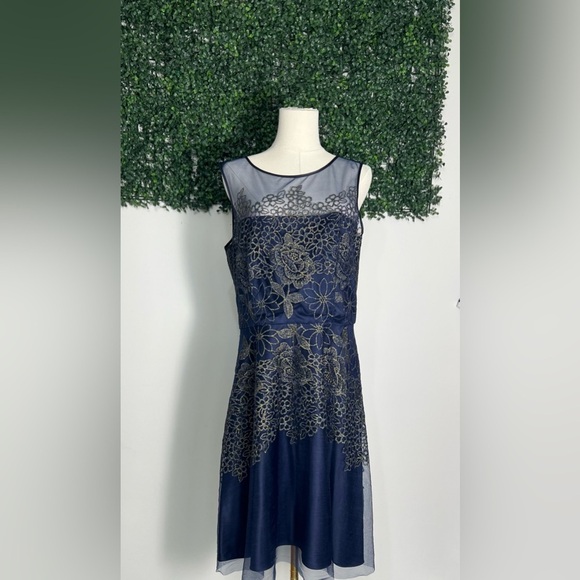 Tahari Arthur Levine Gold Floral Bodice Navy Blue Tulle Dress Size 14 Fit Flare - Picture 2 of 16